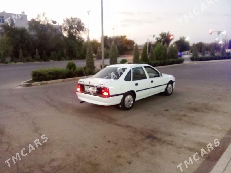 Opel Vectra 1993 - 34 000 TMT - Мары - img 6