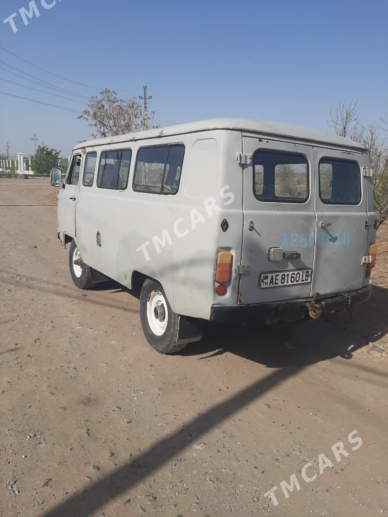 UAZ 2206 2000 - 35 000 TMT - Саят - img 2