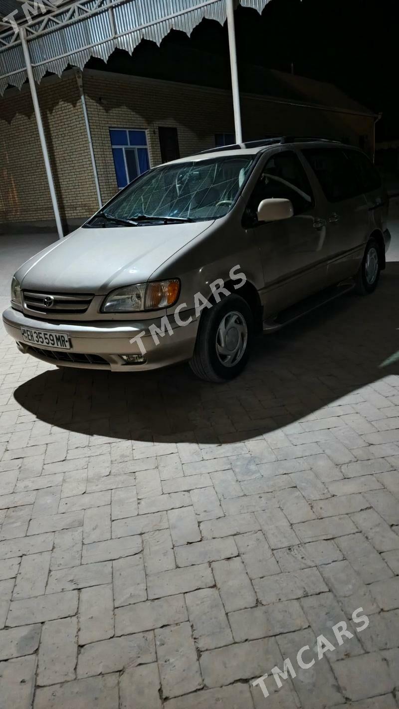 Toyota Sienna 2002 - 190 000 TMT - Baýramaly - img 3