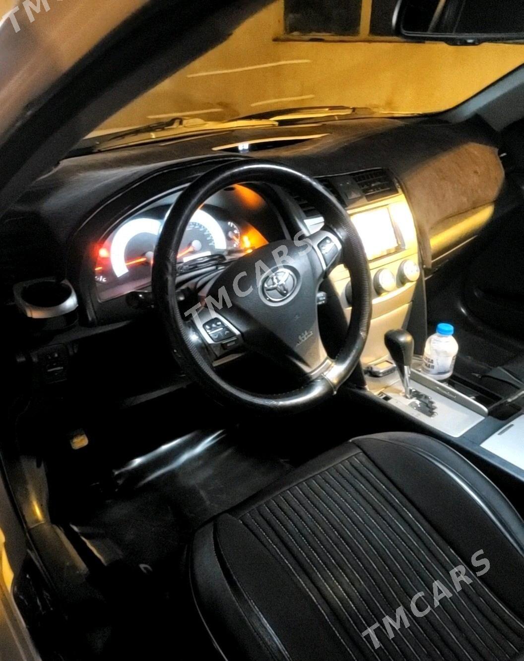 Toyota Camry 2009 - 230 000 TMT - Büzmeýin - img 5