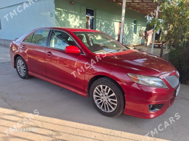 Toyota Camry 2011 - 181 000 TMT - Гороглы (Тагта) - img 2