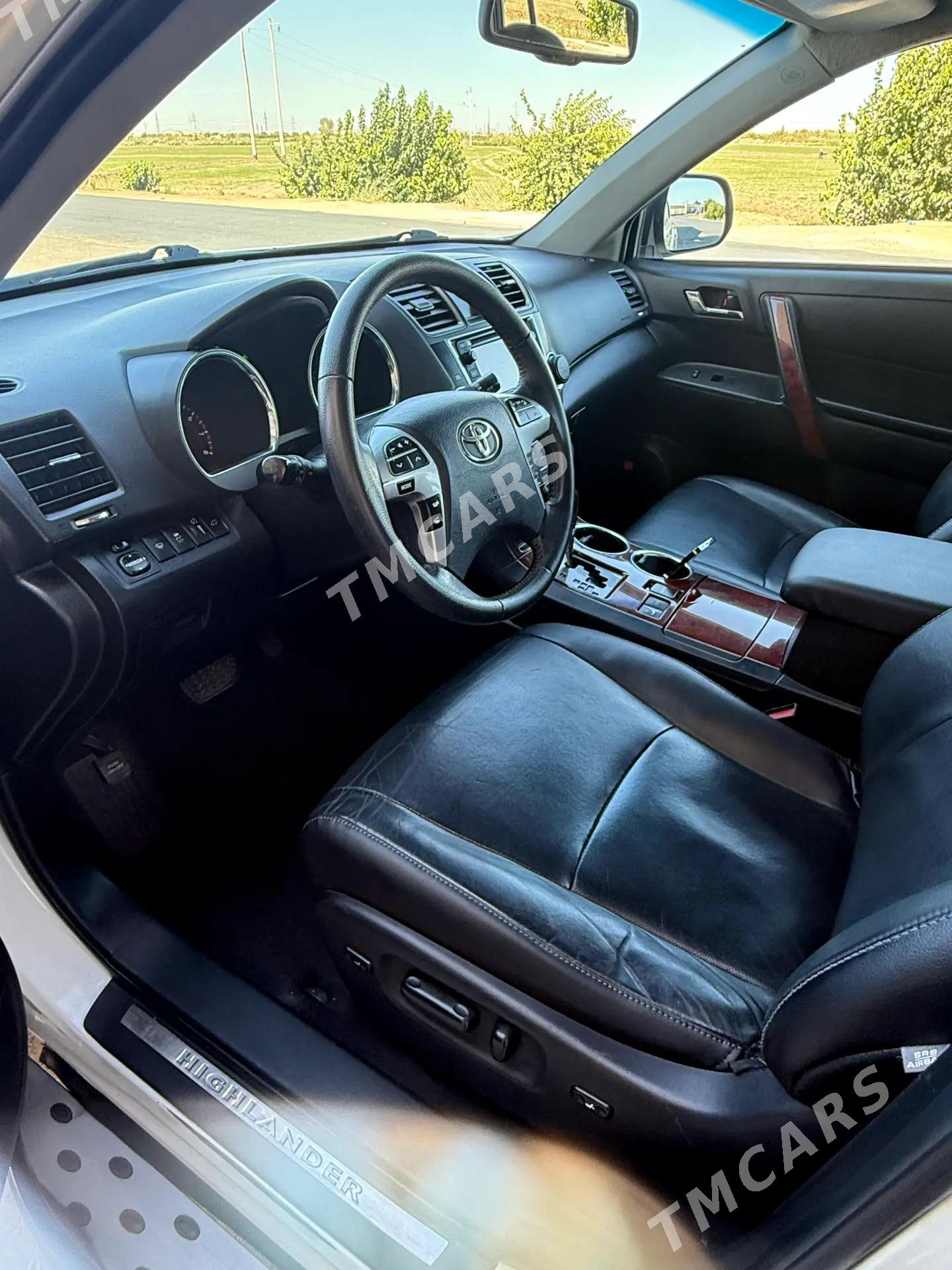 Toyota Highlander 2012 - 350 000 TMT - Türkmenabat - img 3