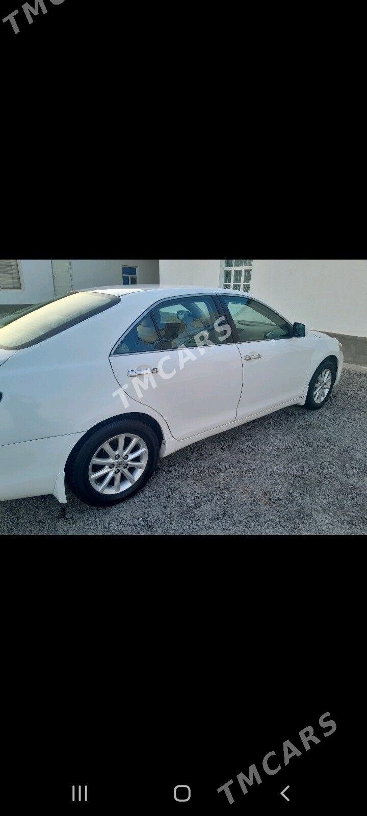 Toyota Camry 2010 - 165 000 TMT - Garadamak - img 4