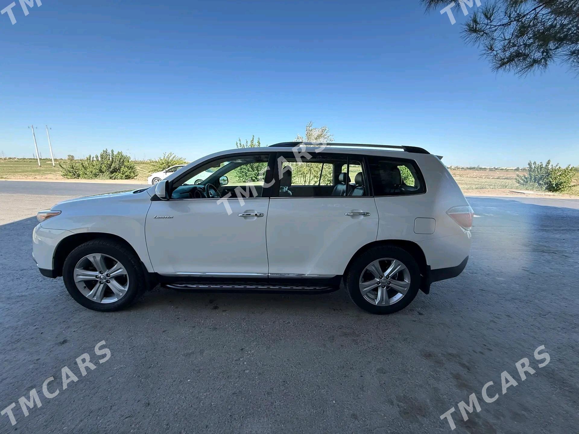 Toyota Highlander 2012 - 350 000 TMT - Türkmenabat - img 7