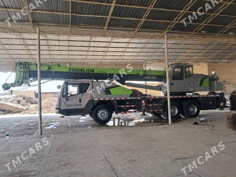 Zoomlion ZTC250V531 2021 - 1 580 000 TMT - Мары - img 4
