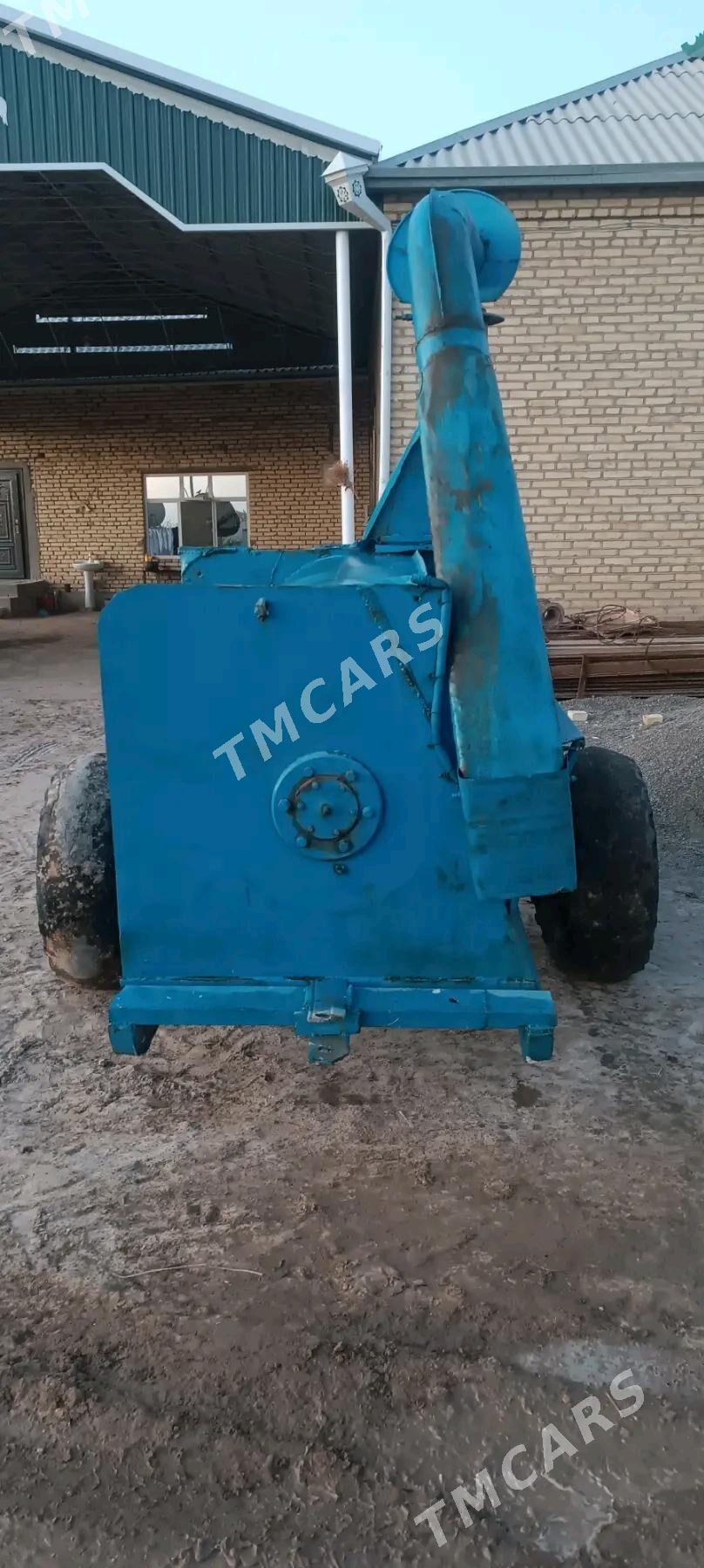 MTZ T-28 2025 - 26 000 TMT - Baýramaly - img 5