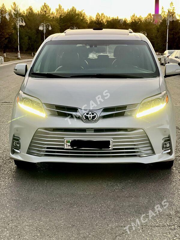 Toyota Sienna 2017 - 510 000 TMT - Aşgabat - img 4