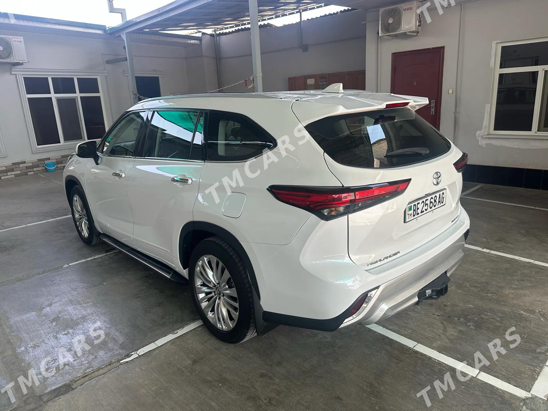 Toyota Highlander 2022 - 520 000 TMT - Ашхабад - img 5