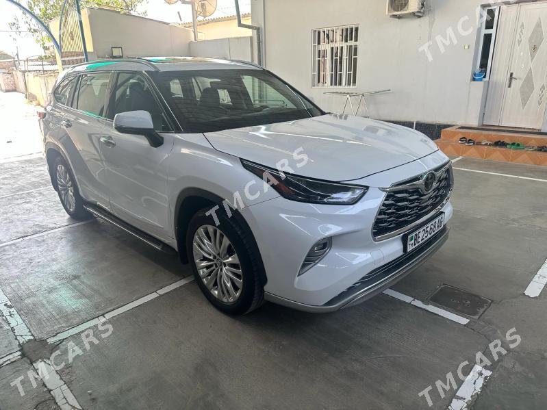 Toyota Highlander 2022 - 520 000 TMT - Ашхабад - img 3