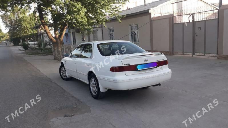Toyota Camry 2000 - 145 000 TMT - Ýolöten - img 2