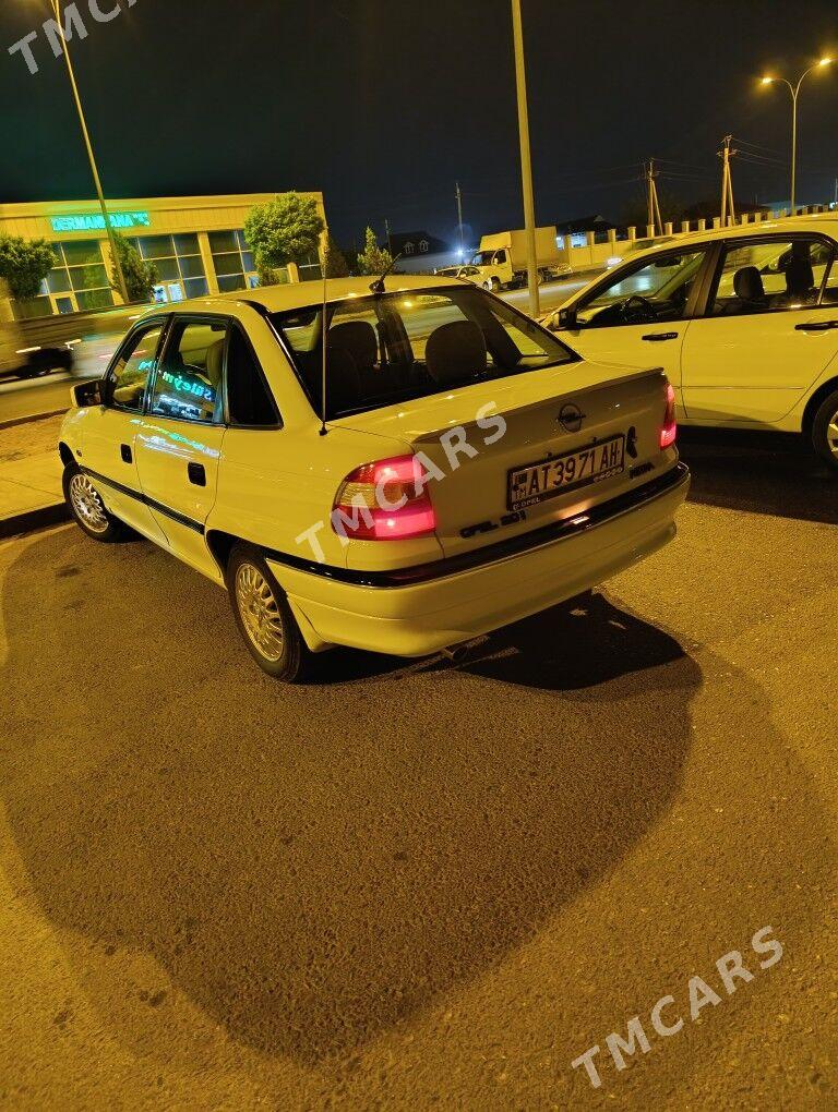 Opel Astra 1993 - 40 000 TMT - Теджен - img 5