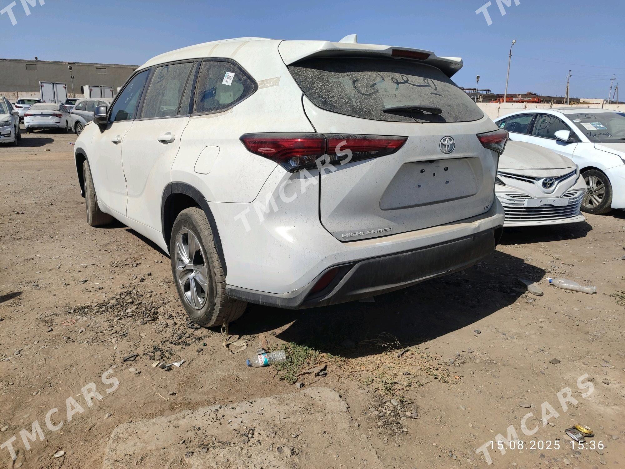 Toyota Highlander 2021 - 560 000 TMT - Байрамали - img 2