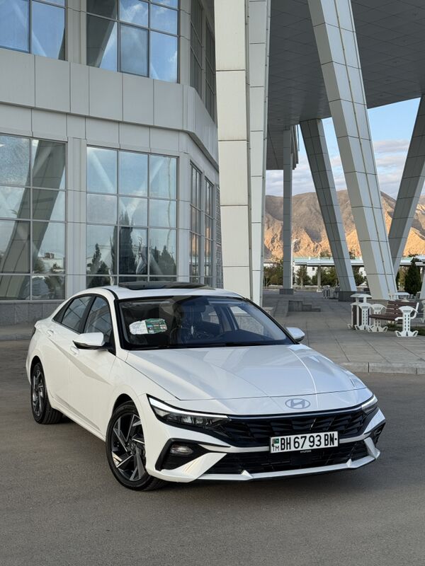 Hyundai Elantra 2025 - 300 000 TMT - Balkanabat - img 2
