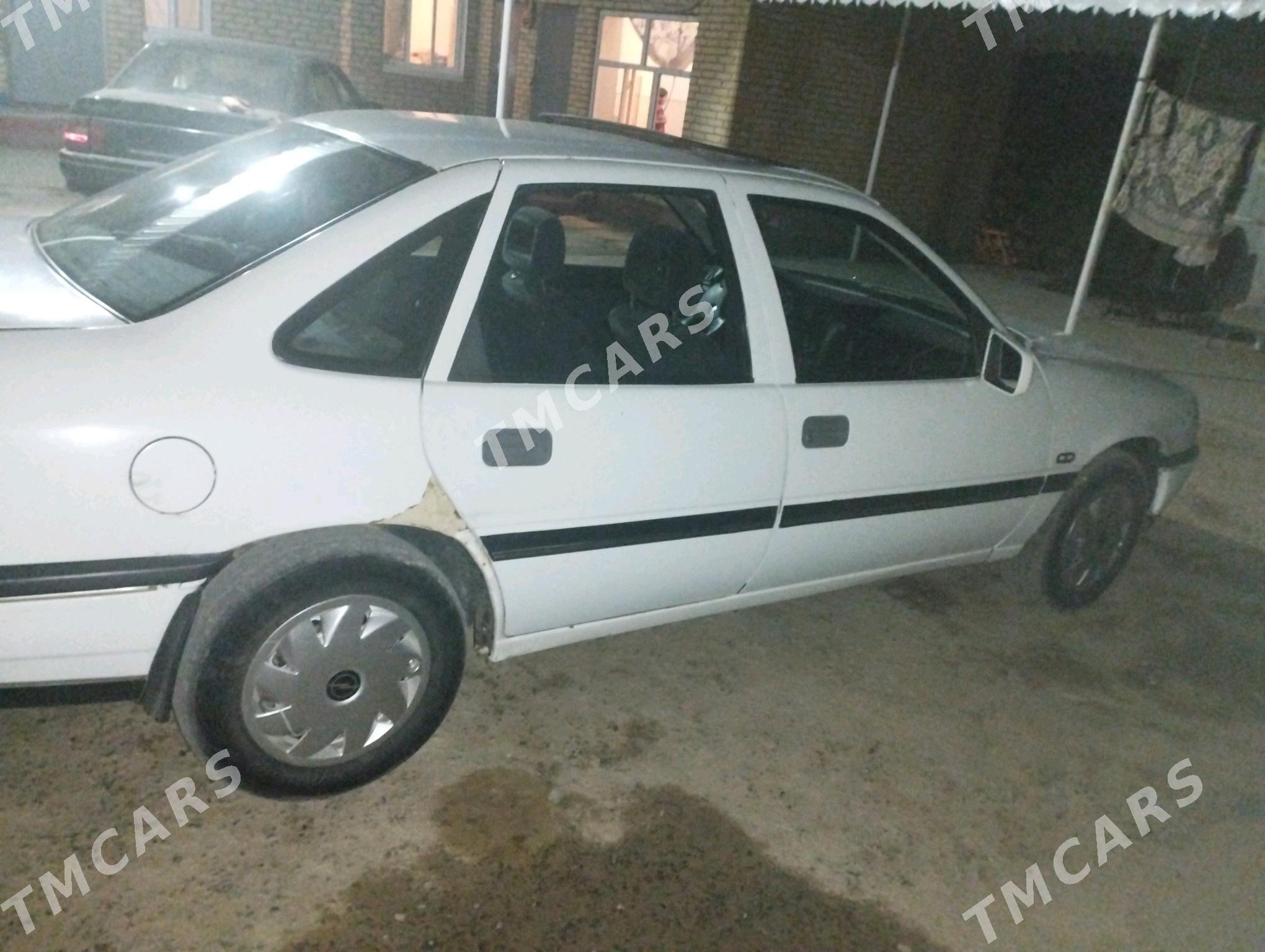Opel Vectra 1991 - 25 000 TMT - Mary - img 4