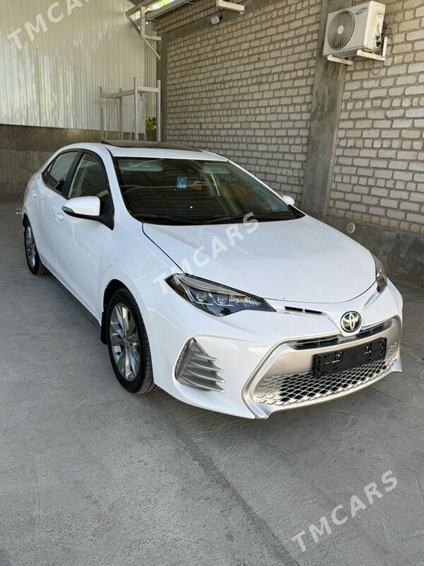 Toyota Corolla 2018 - 210 000 TMT - Бузмеин - img 6