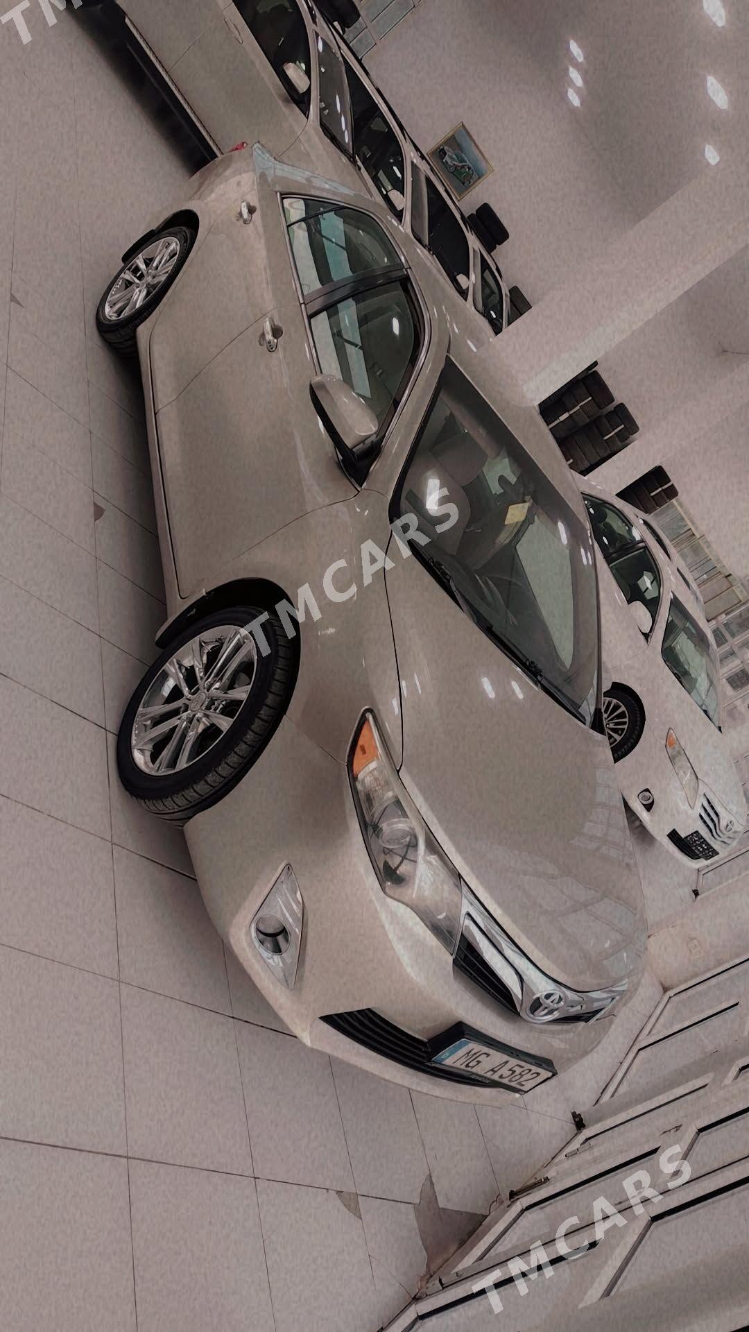 Toyota Camry 2013 - 220 000 TMT - Дашогуз - img 4