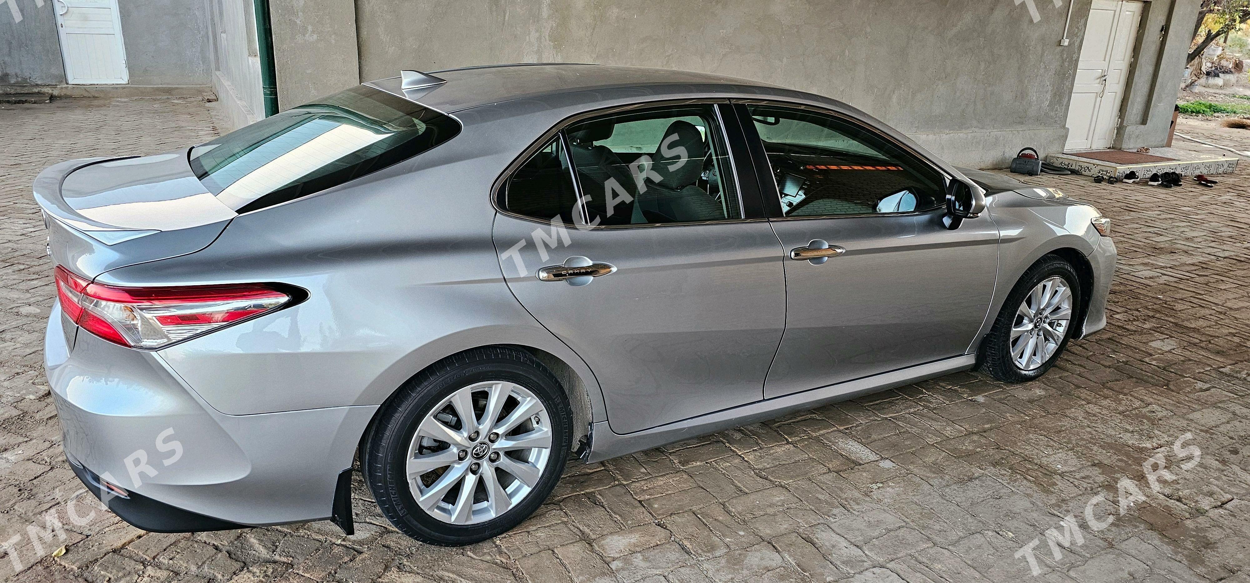 Toyota Camry 2020 - 280 000 TMT - Гарабекевюл - img 2