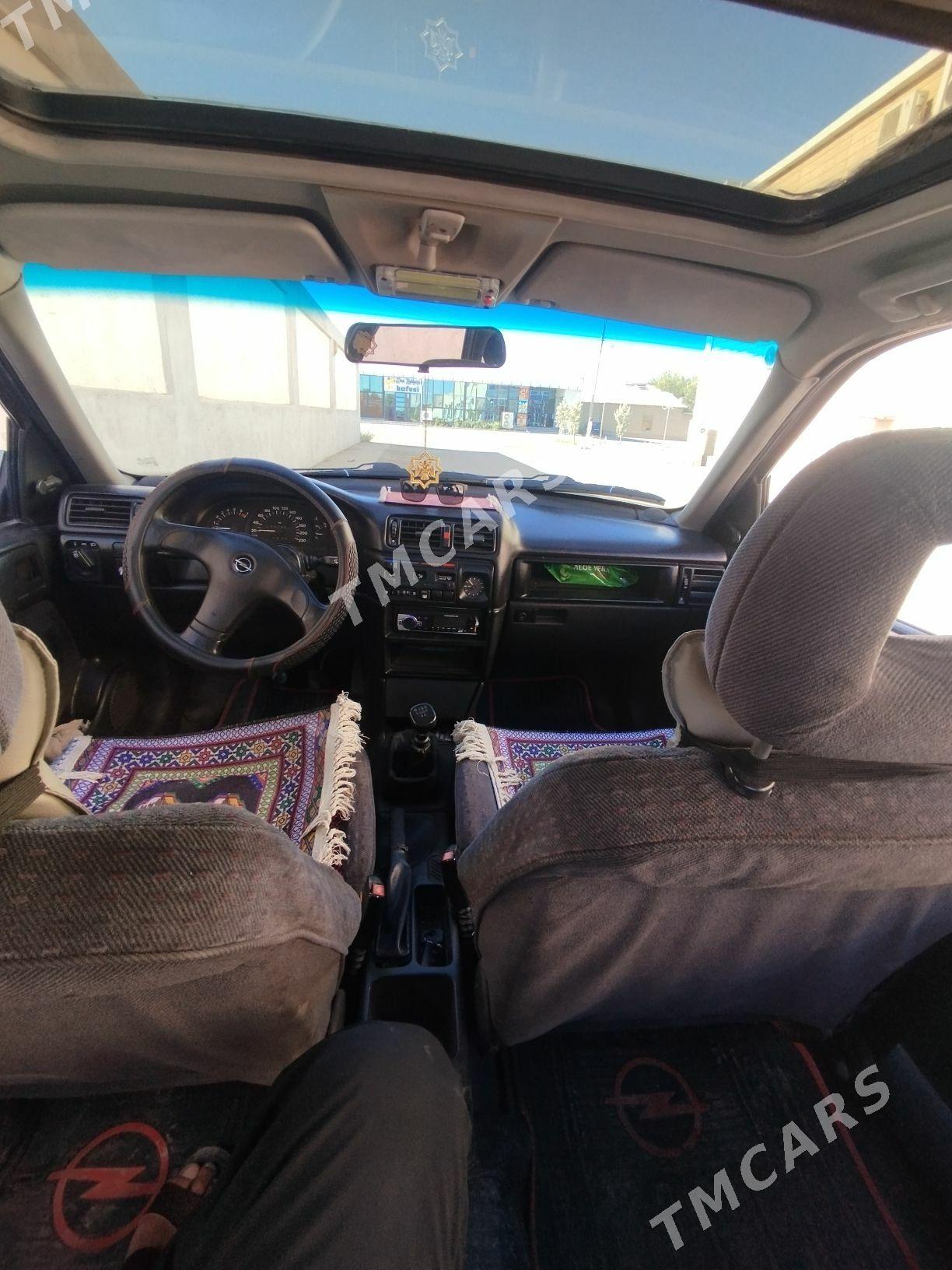Opel Vectra 1993 - 47 000 TMT - Туркменабат - img 2