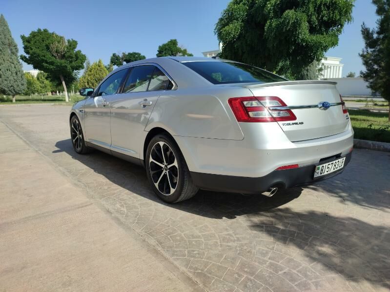 Ford Taurus 2015 - 200 000 TMT - Türkmenabat - img 8