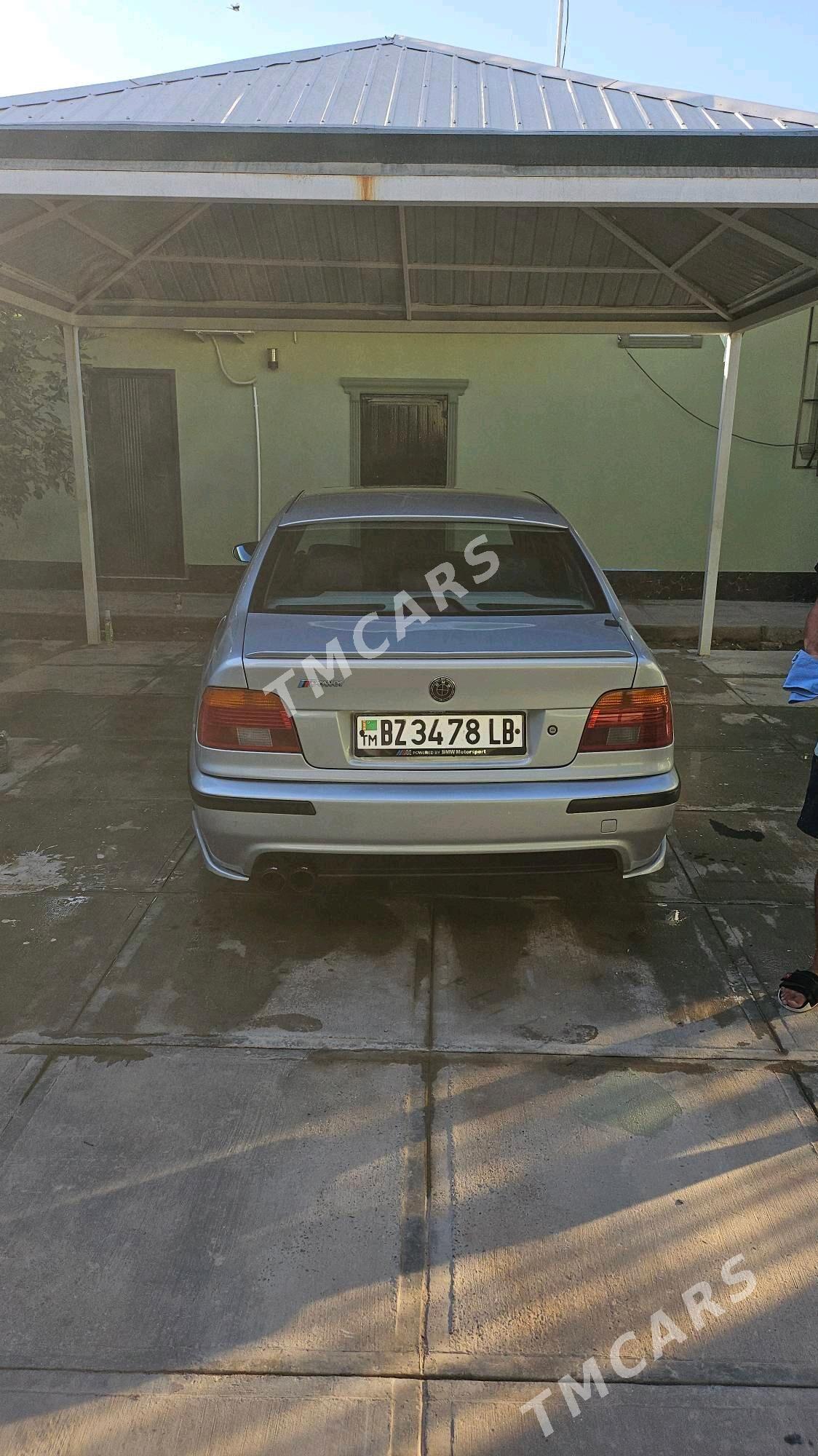 BMW 5 Series 2003 - 170 000 TMT - Туркменабат - img 8