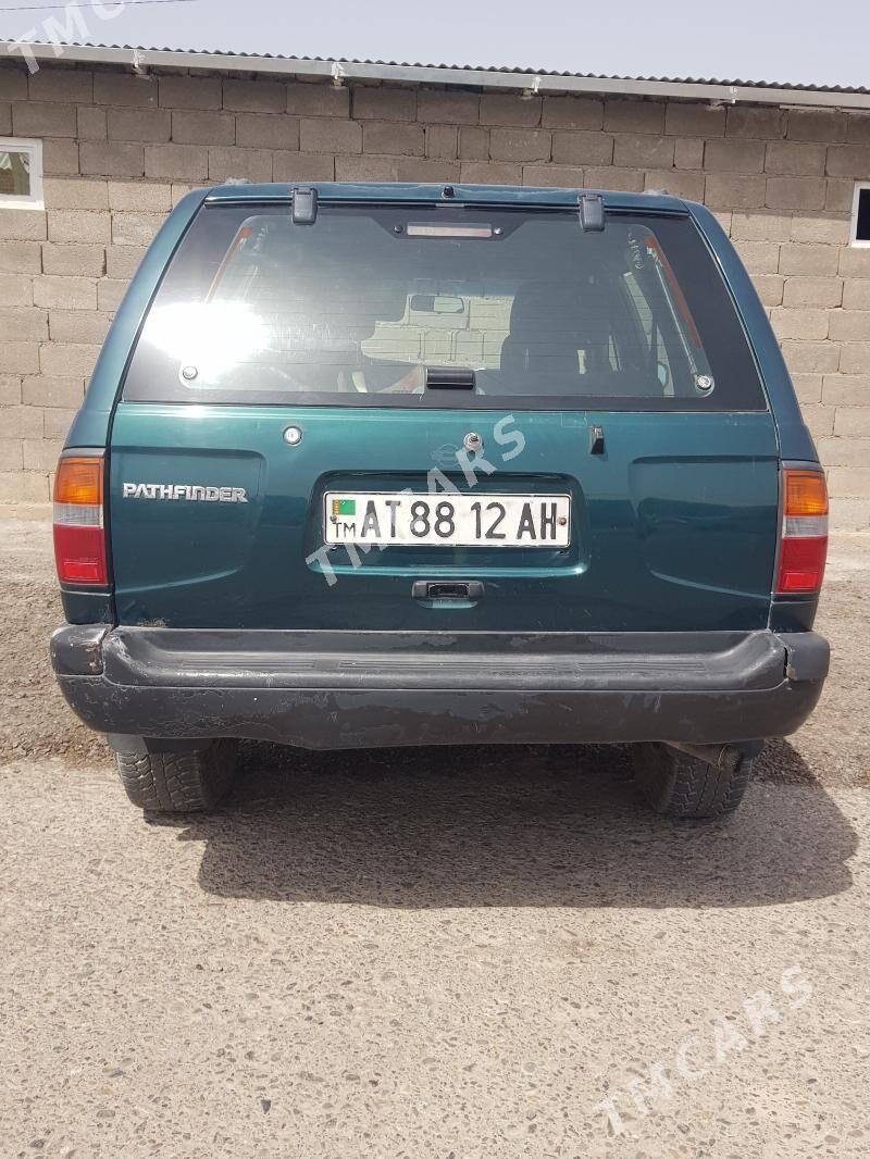 Nissan Pathfinder 1997 - 60 000 TMT - Sarahs - img 1