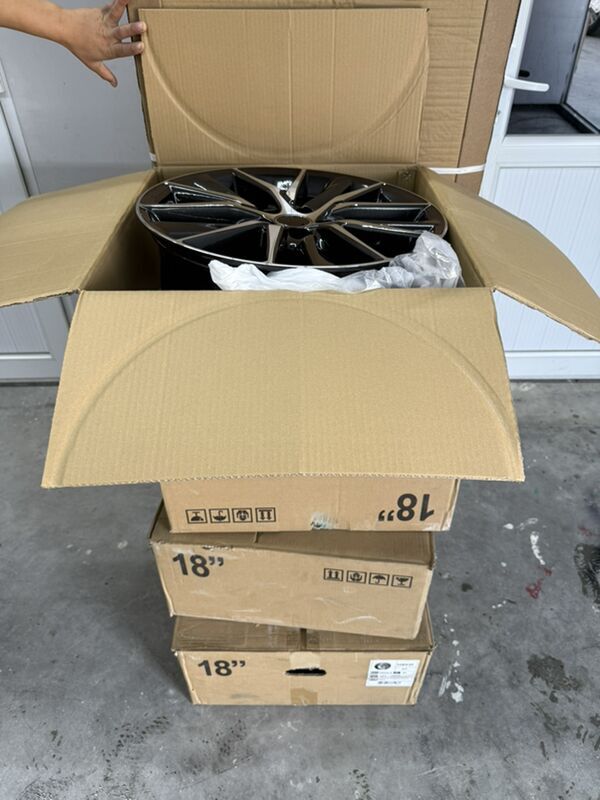 camry ewropeyka 2021 2024 diska 7 200 TMT - Ашхабад - img 3