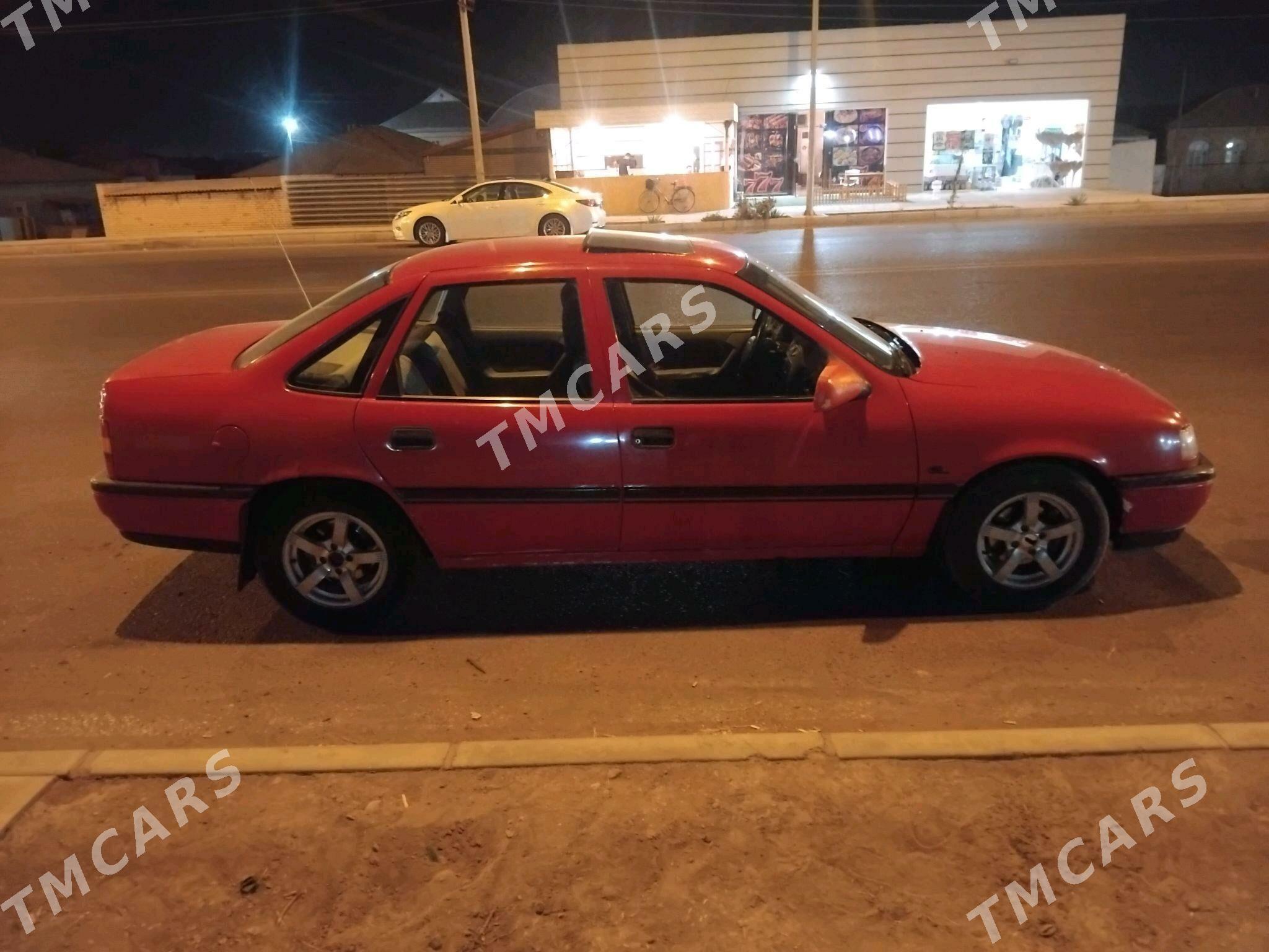 Opel Vectra 1990 - 26 000 TMT - Мары - img 3