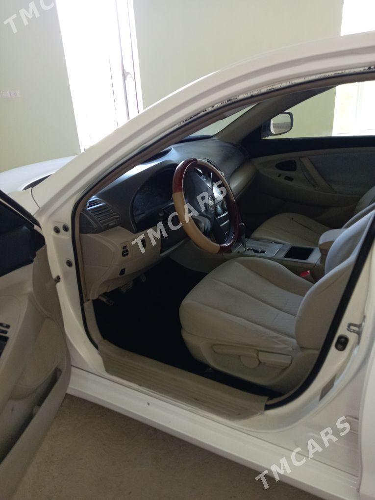 Toyota Camry 2008 - 142 000 TMT - Дянев - img 8