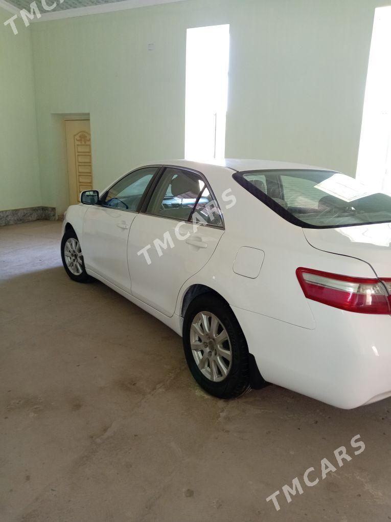 Toyota Camry 2008 - 142 000 TMT - Дянев - img 9