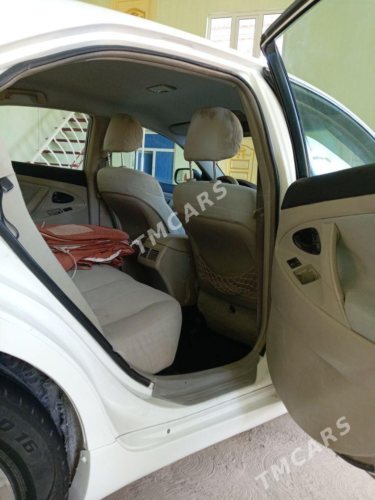 Toyota Camry 2008 - 142 000 TMT - Дянев - img 3