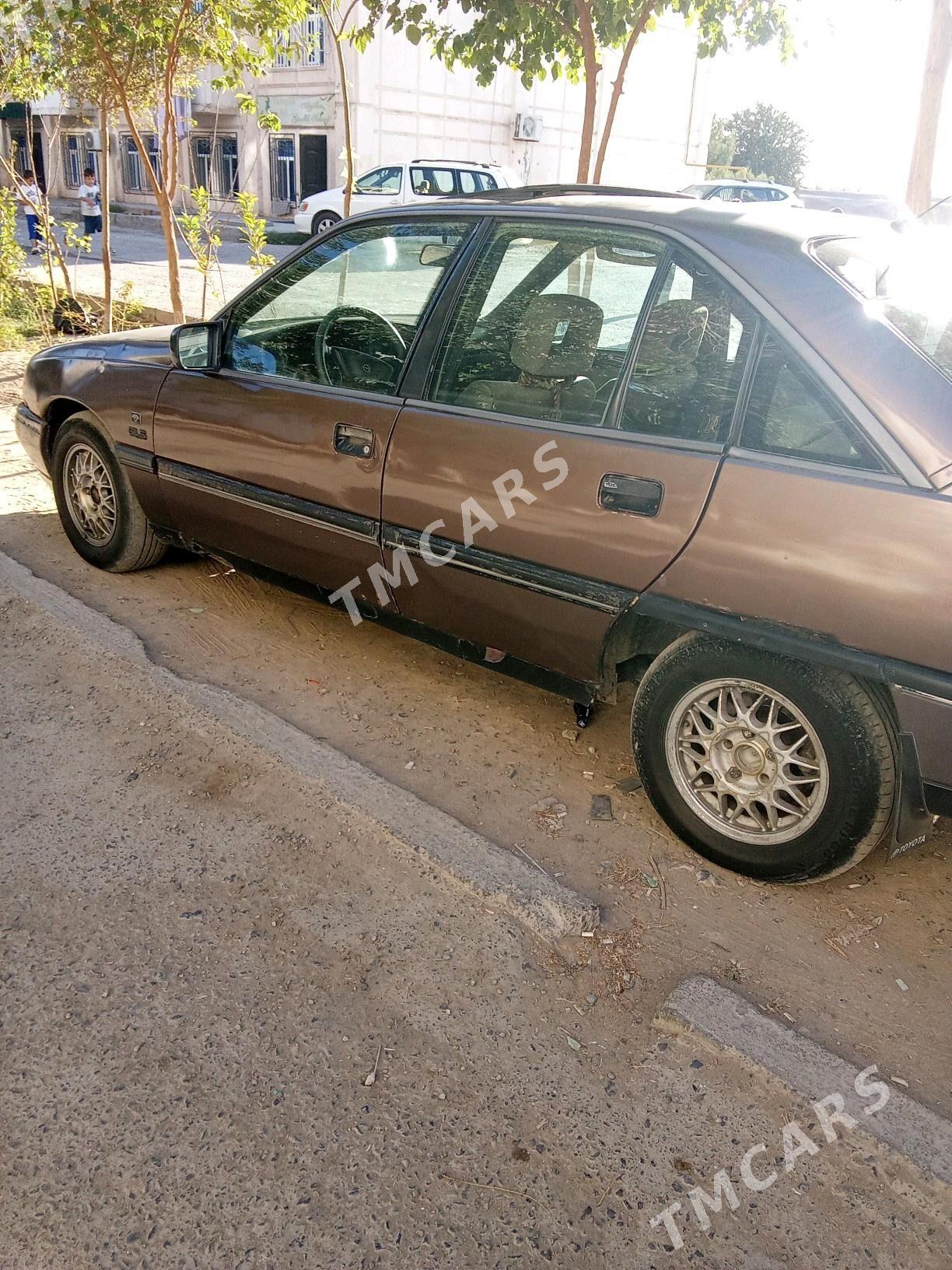 Opel Omega 1986 - 22 000 TMT - Türkmenabat - img 3