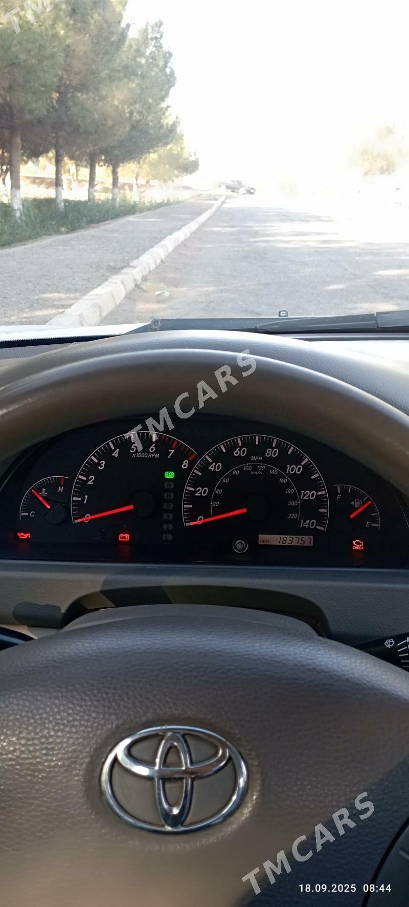 Toyota Camry 2005 - 167 000 TMT - Dänew - img 6