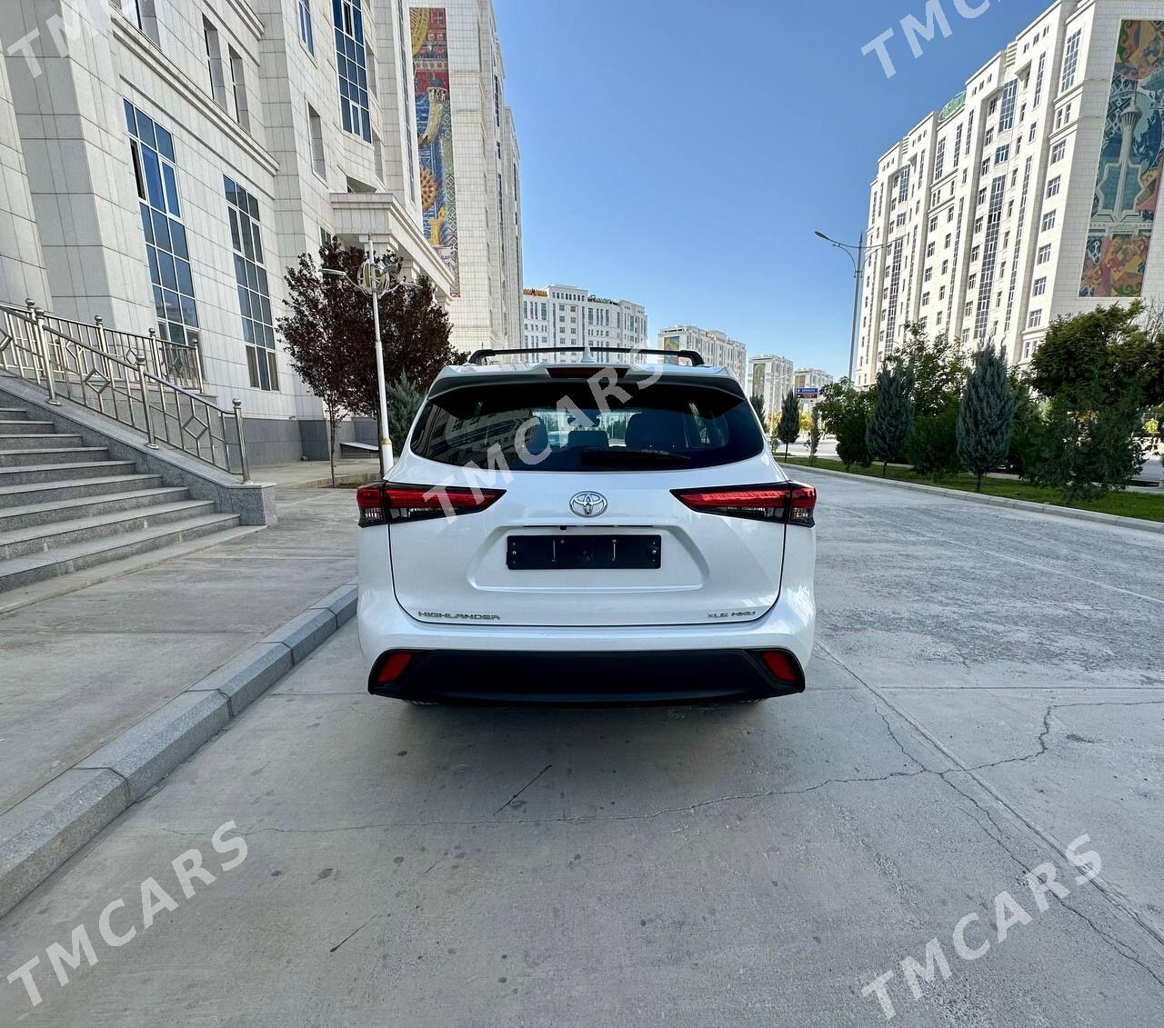 Toyota Highlander 2022 - 700 000 TMT - Aşgabat - img 2