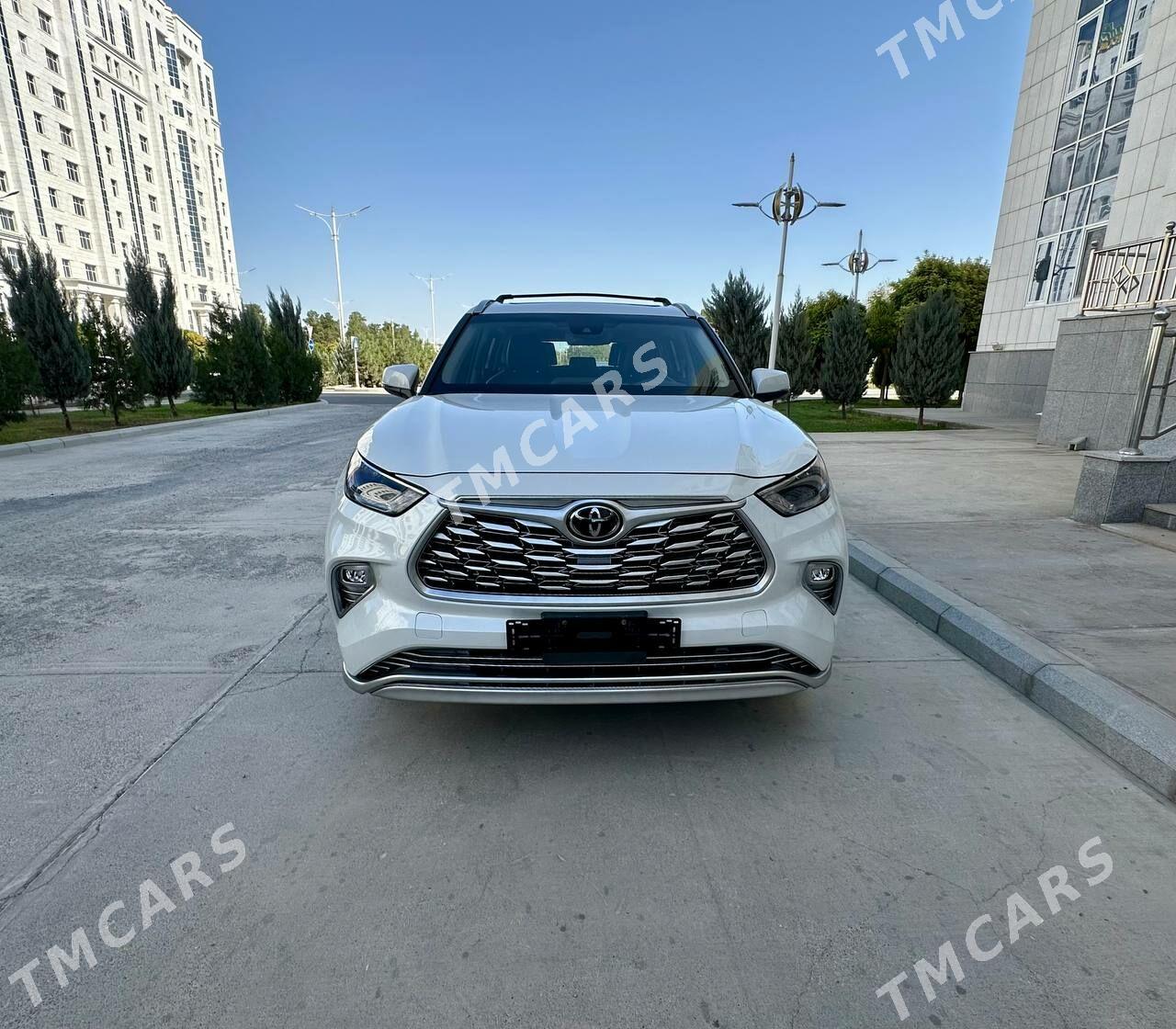 Toyota Highlander 2022 - 700 000 TMT - Aşgabat - img 1