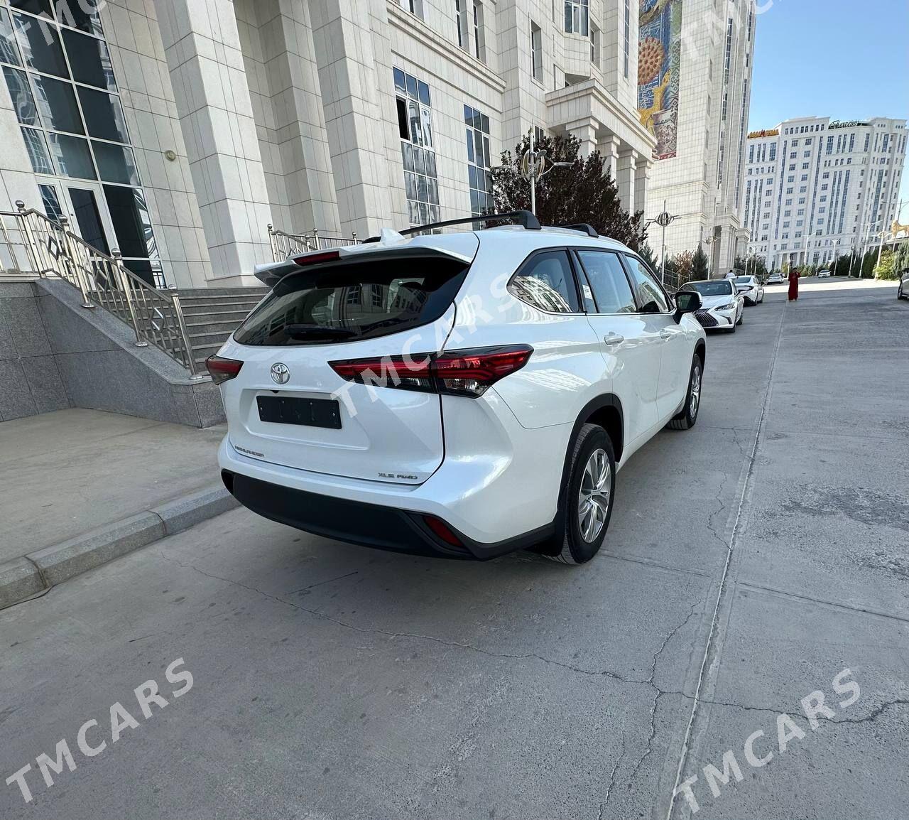 Toyota Highlander 2022 - 700 000 TMT - Aşgabat - img 3