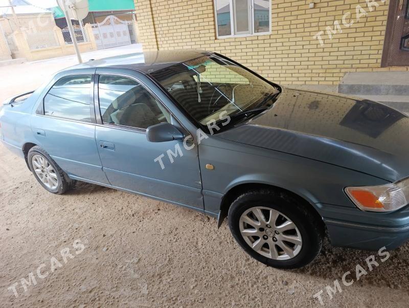 Toyota Camry 1999 - 110 000 TMT - Мургап - img 3