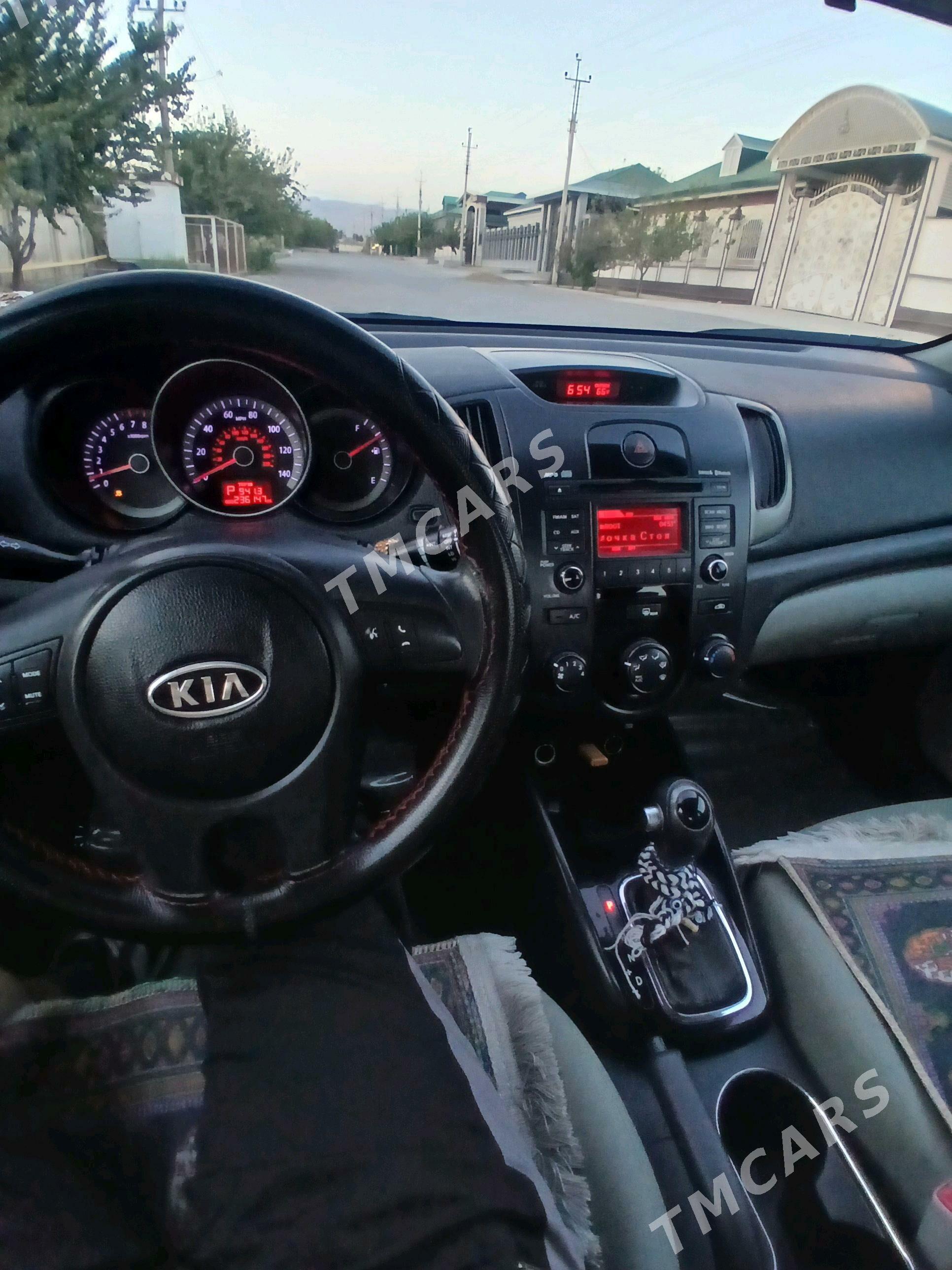 Kia Forte 2010 - 145 000 TMT - Ашхабад - img 1