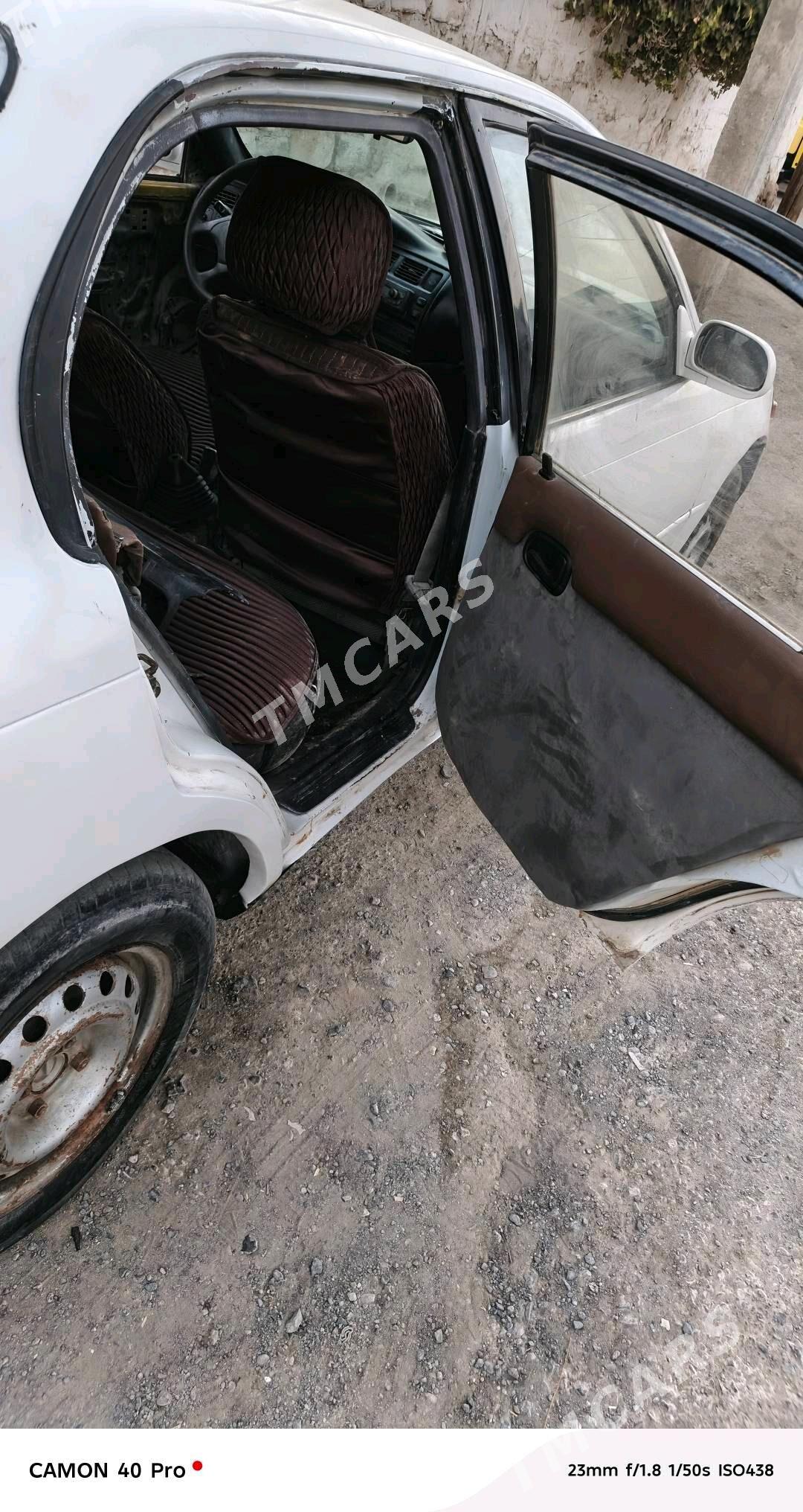 Toyota Corolla 1995 - 30 000 TMT - Магданлы - img 2