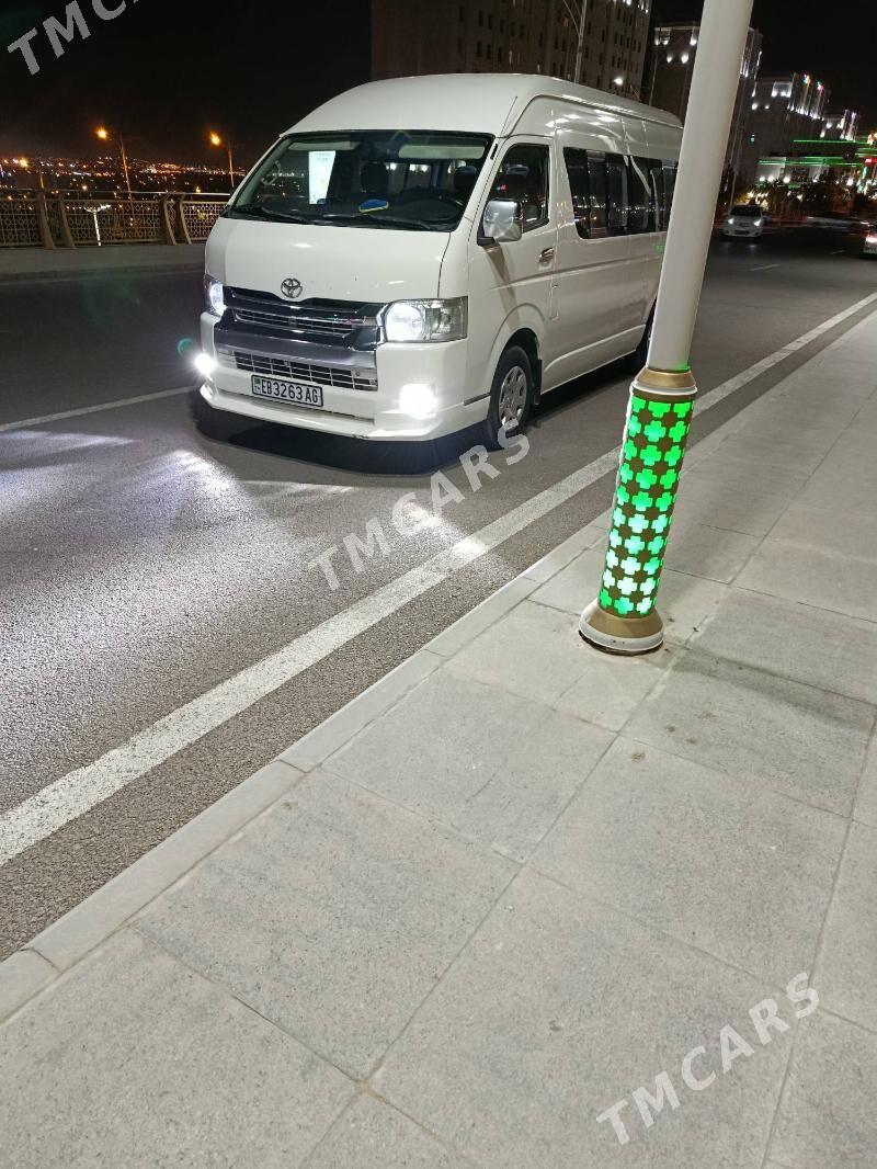 Toyota Hiace 2005 - 325 000 TMT - Бузмеин - img 6