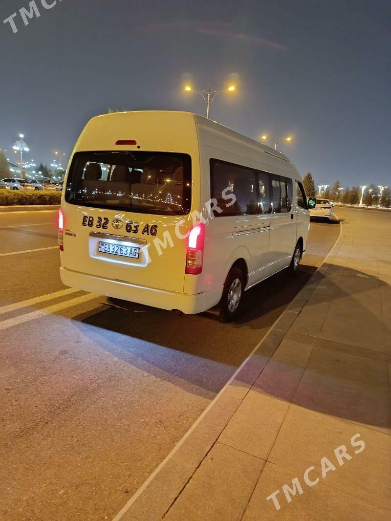 Toyota Hiace 2005 - 325 000 TMT - Бузмеин - img 1