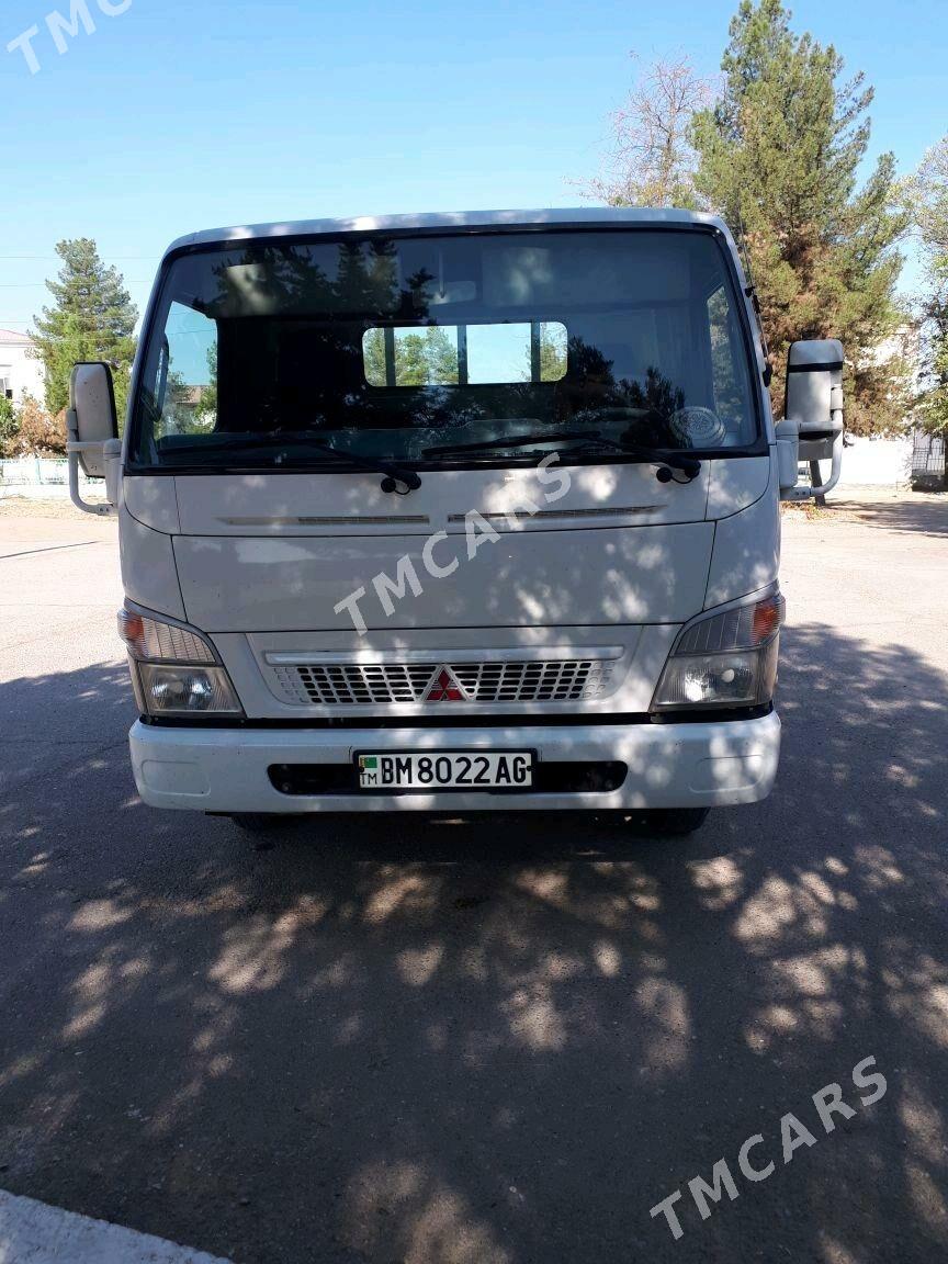 Mitsubishi Canter 2014 - 400 000 TMT - Кëши - img 2