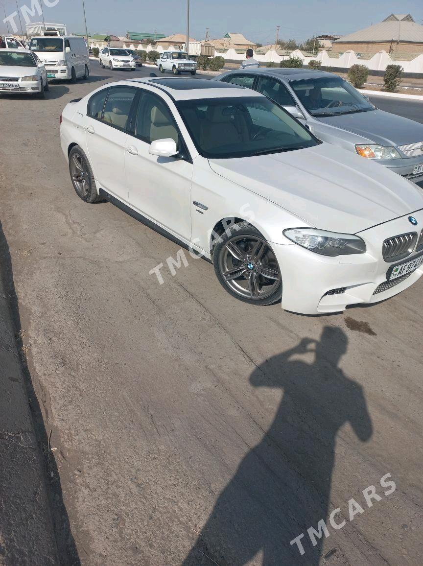 BMW F10 2010 - 270 000 TMT - Tejen - img 2