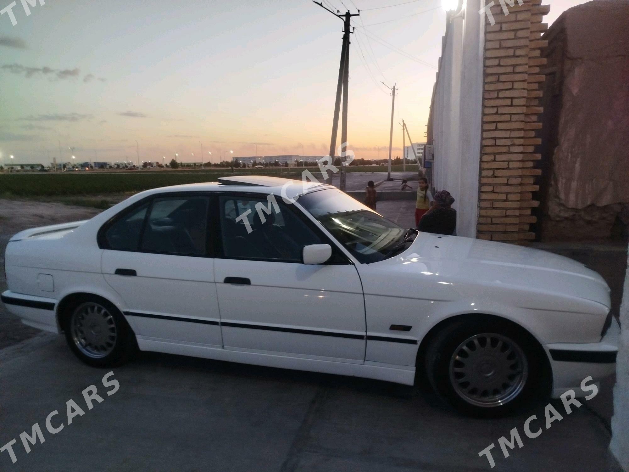 BMW 525 1993 - 60 000 TMT - Çärjew - img 2