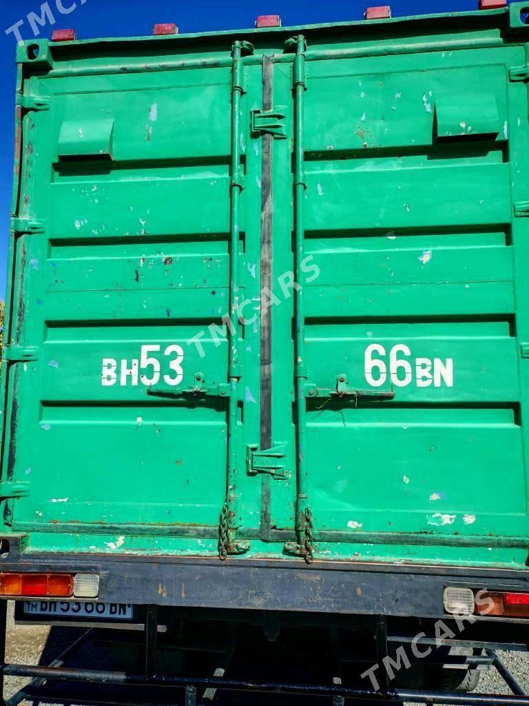 Kamaz 6520 1995 - 200 000 TMT - Balkanabat - img 5