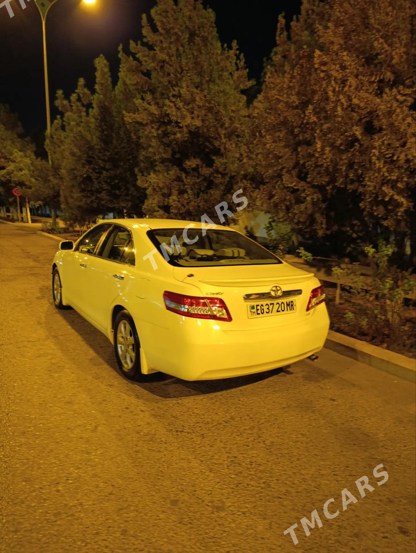 Toyota Camry 2010 - 205 000 TMT - Мары - img 4