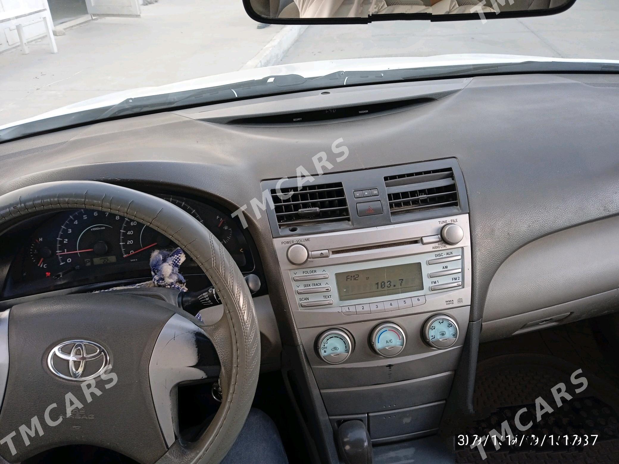 Toyota Camry 2009 - 120 000 TMT - Мары - img 3