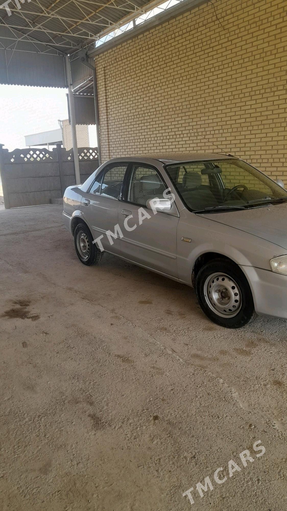 Mazda 323 2000 - 40 000 TMT - Мургап - img 3