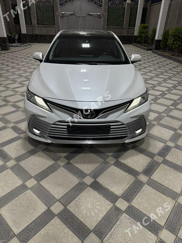 Toyota Camry 2023 - 640 000 TMT - Aşgabat - img 4