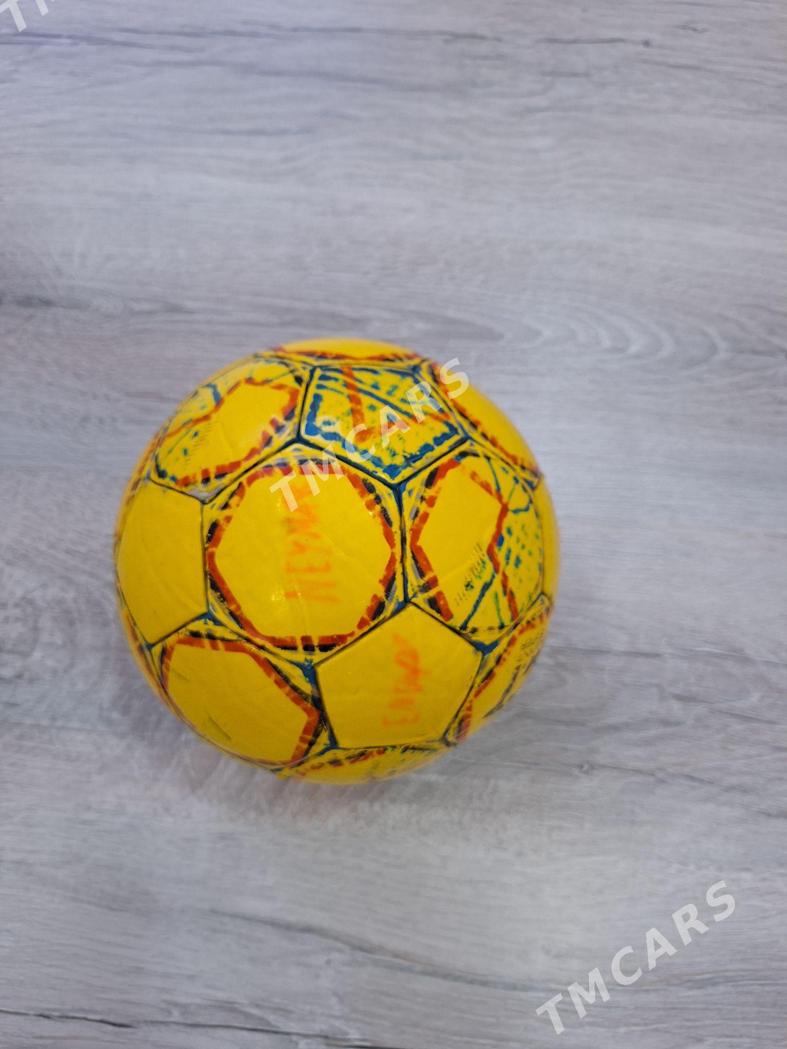 Futbol, futzal top - Türkmenbaşy - img 2