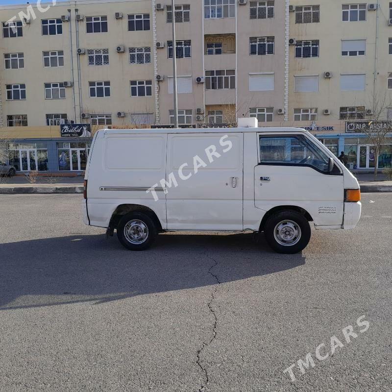 Toyota Hiace 1992 - 28 000 TMT - Векильбазар - img 5
